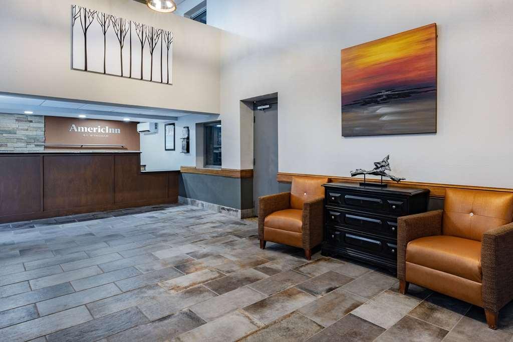Americinn By Wyndham Apple Valley Dalaman gambar